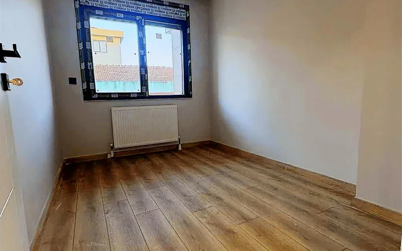 SAĞLAM'DAN GÖZTEPE'DE MİNİBÜS CADDE ÜZERİNDE 3+1 İŞ YERİNE UYGUN