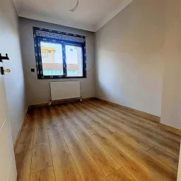 SAĞLAM'DAN GÖZTEPE'DE MİNİBÜS CADDE ÜZERİNDE 3+1 İŞ YERİNE UYGUN