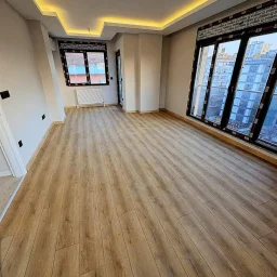 SAĞLAM'DAN GÖZTEPE'DE MİNİBÜS CADDE ÜZERİNDE 3+1 İŞ YERİNE UYGUN
