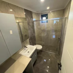 SAĞLAM'DAN GÖZTEPE'DE MİNİBÜS CADDE ÜZERİNDE 3+1 İŞ YERİNE UYGUN
