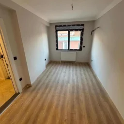 SAĞLAM'DAN GÖZTEPE'DE MİNİBÜS CADDE ÜZERİNDE 3+1 İŞ YERİNE UYGUN