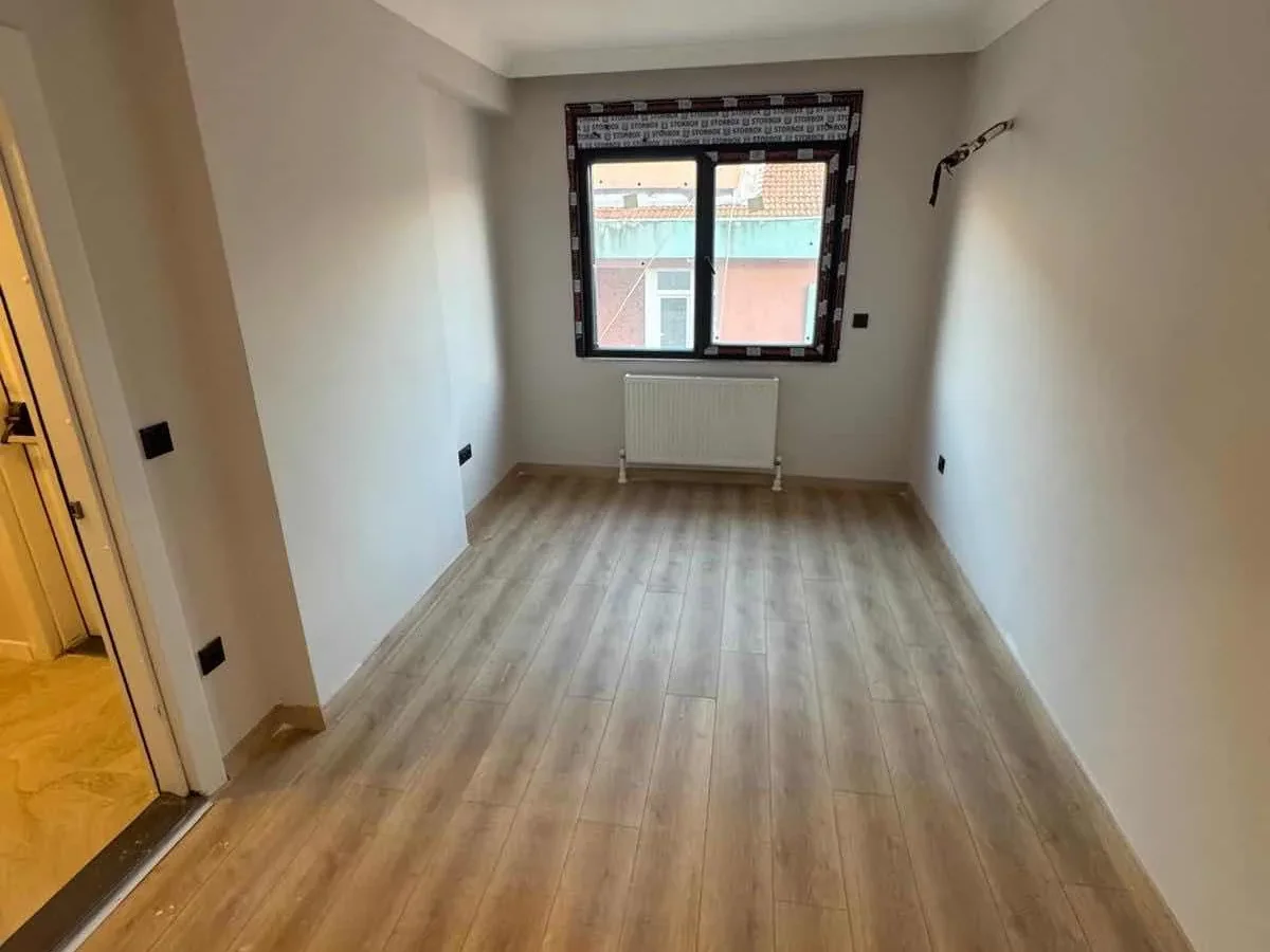 SAĞLAM'DAN GÖZTEPE'DE MİNİBÜS CADDE ÜZERİNDE 3+1 İŞ YERİNE UYGUN