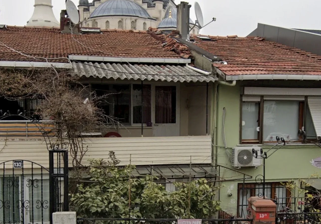 Üsküdar Barbaros Mahallesi̇'nde Müstaki̇l İş Yeri̇