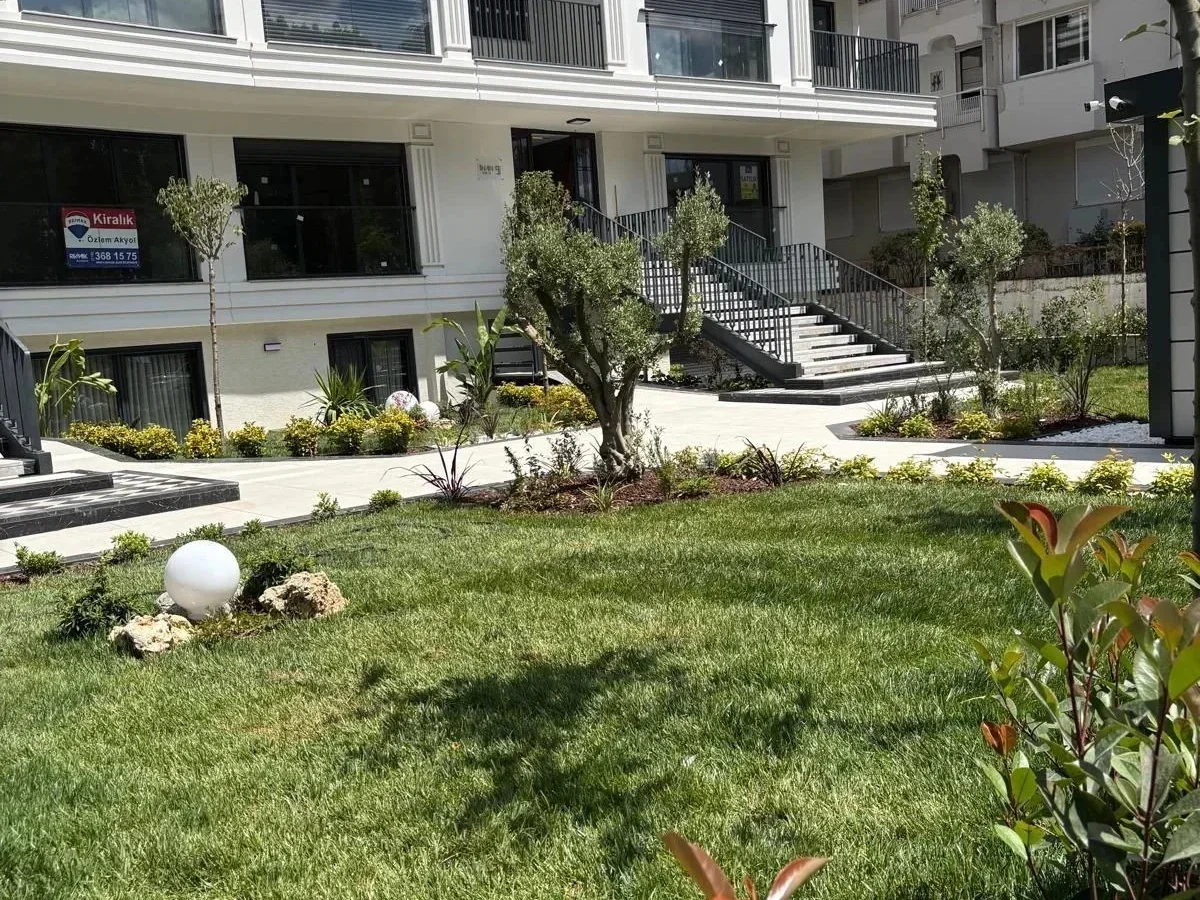 Prestijli Konumda 4+1 Satılık 
