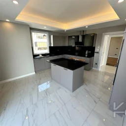 Prestijli Konumda 4+1 Satılık 