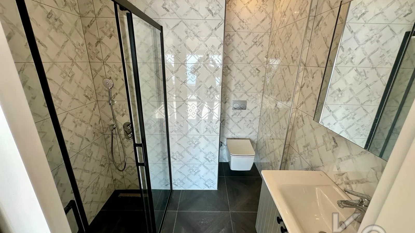 Prestijli Konumda 4+1 Satılık 
